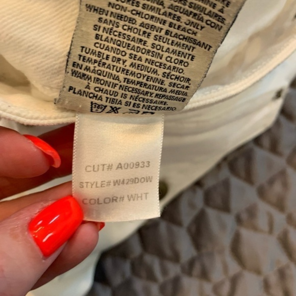 White Hudson Jeans - Picture 6 of 8